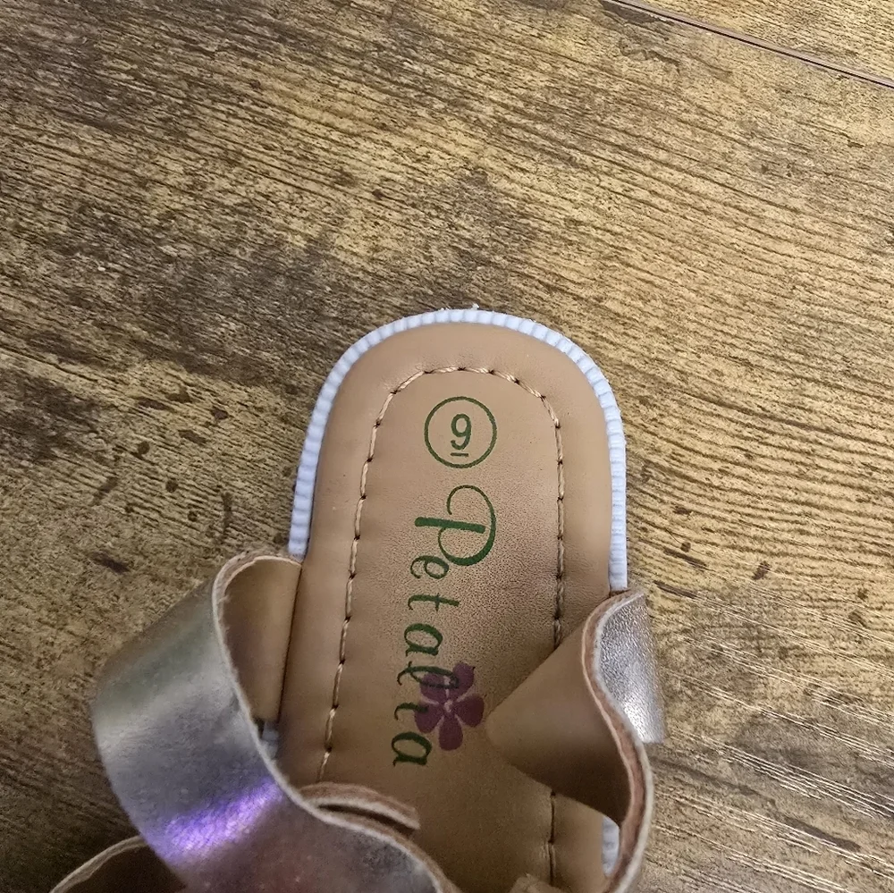petalia rose gold